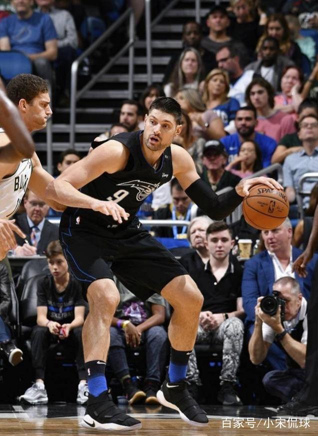 转身就飞去 转身就飞去