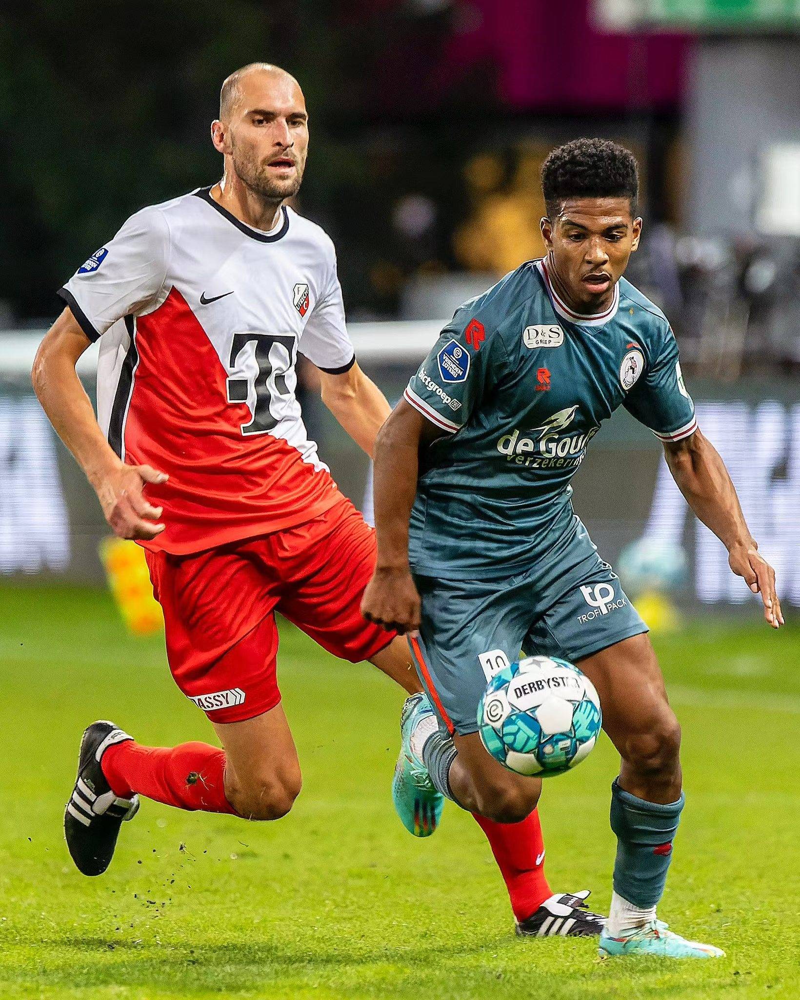 队的整体攻 队的整体攻