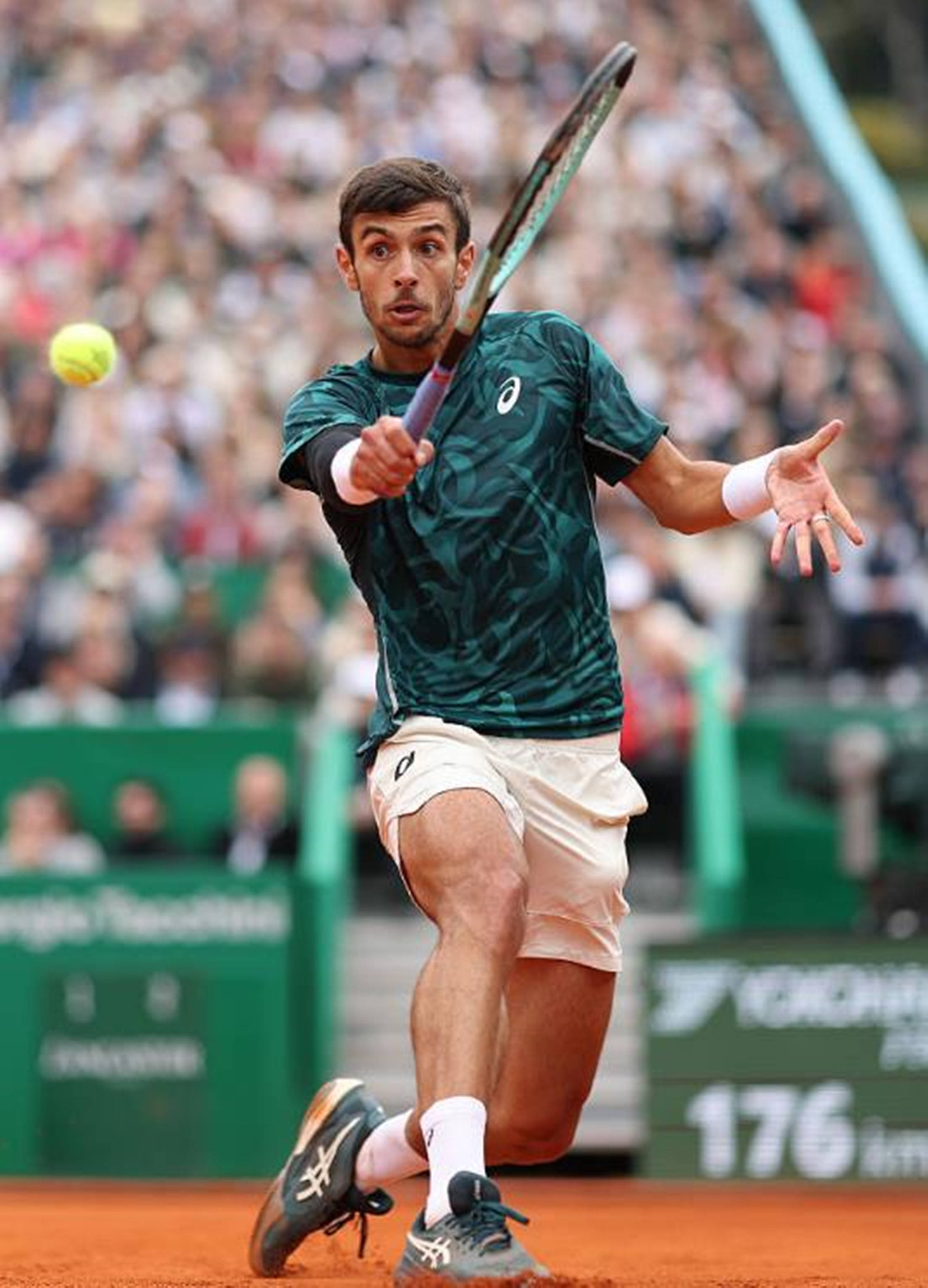 身体对抗上 身体对抗上